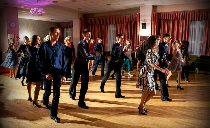 Deju kursi pieaugušajiem